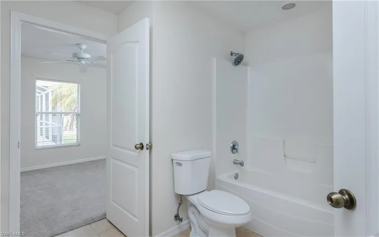 2626 Sw 1st Ave, Cape Coral, Florida 33914