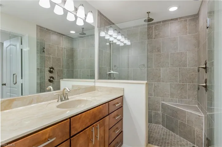 2626 Sw 1st Ave, Cape Coral, Florida 33914