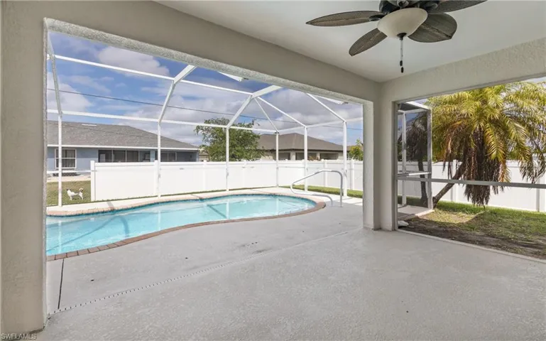 2626 Sw 1st Ave, Cape Coral, Florida 33914