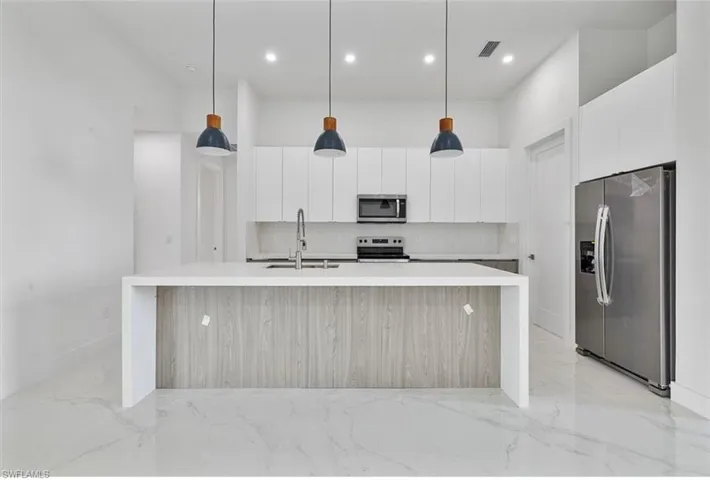 2903 Nw 6th Ter, Cape Coral, Florida 33993
