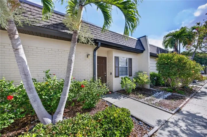 6300 S Pointe  BLVD, Fort Myers, FL 33919