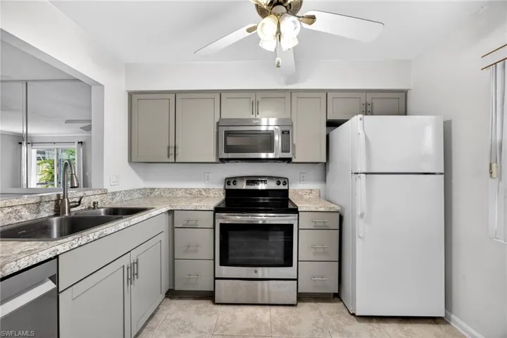 6300 S Pointe  BLVD, Fort Myers, FL 33919