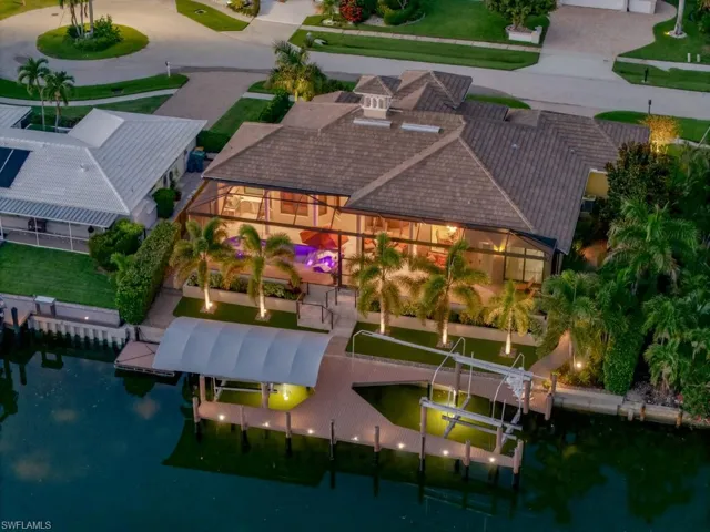 350 Meadowlark Ct, Marco Island, Florida 34145