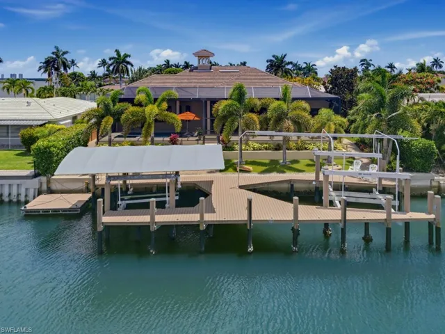 350 Meadowlark Ct, Marco Island, Florida 34145