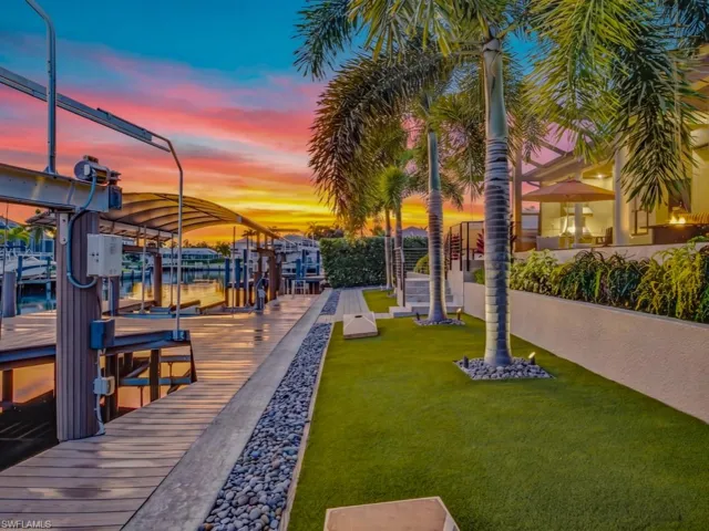 350 Meadowlark Ct, Marco Island, Florida 34145