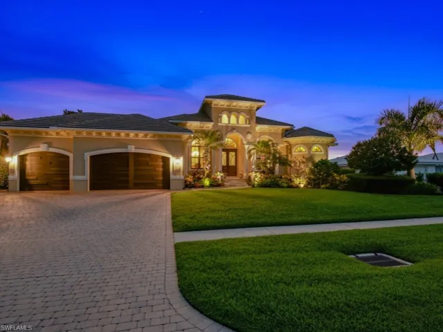 350 Meadowlark Ct, Marco Island, Florida 34145