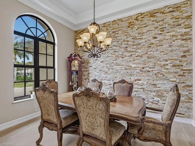 350 Meadowlark Ct, Marco Island, Florida 34145