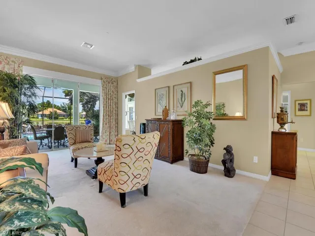 Comfortable Layout