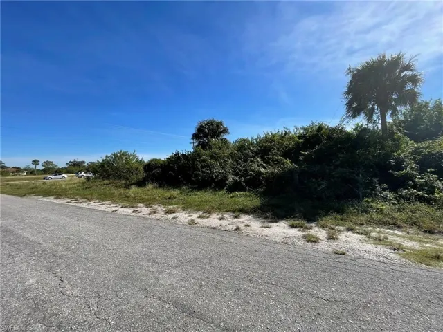 3103  13th SW ST, Lehigh Acres, FL 33976