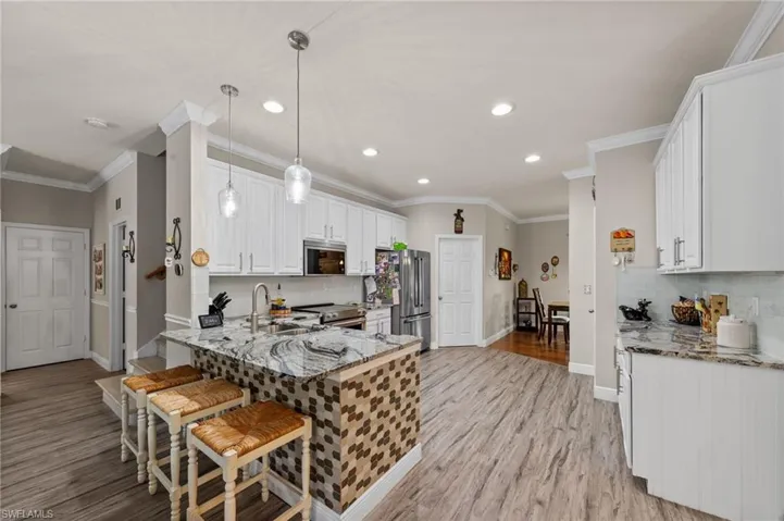 8935 Falcon Pointe Loop, Fort Myers, Florida 33912