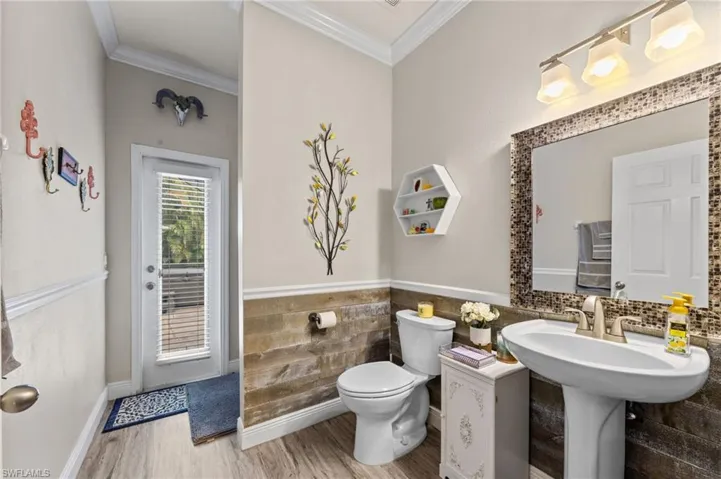 8935 Falcon Pointe Loop, Fort Myers, Florida 33912