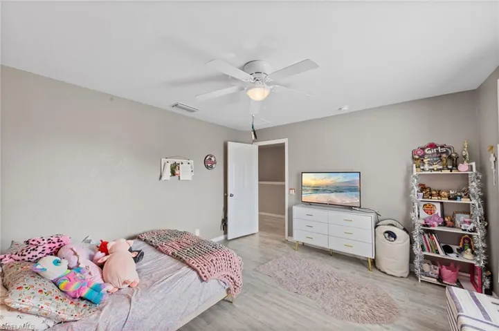 8935 Falcon Pointe Loop, Fort Myers, Florida 33912