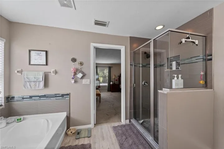 8935 Falcon Pointe Loop, Fort Myers, Florida 33912