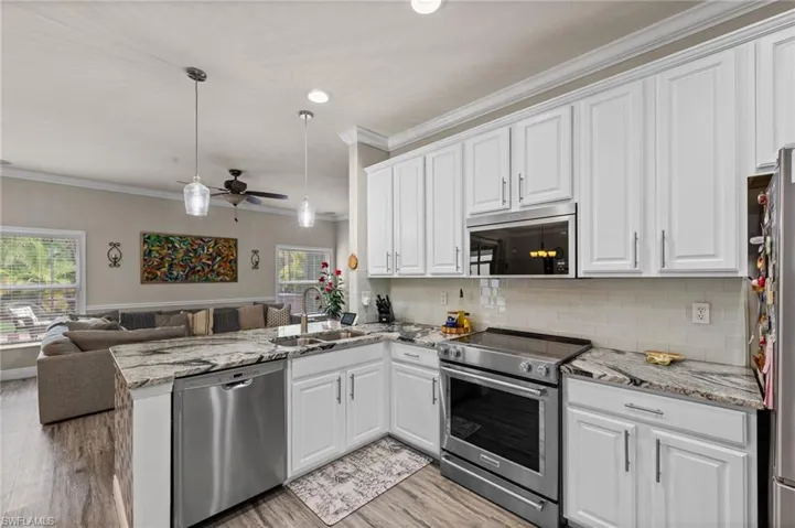 8935 Falcon Pointe Loop, Fort Myers, Florida 33912