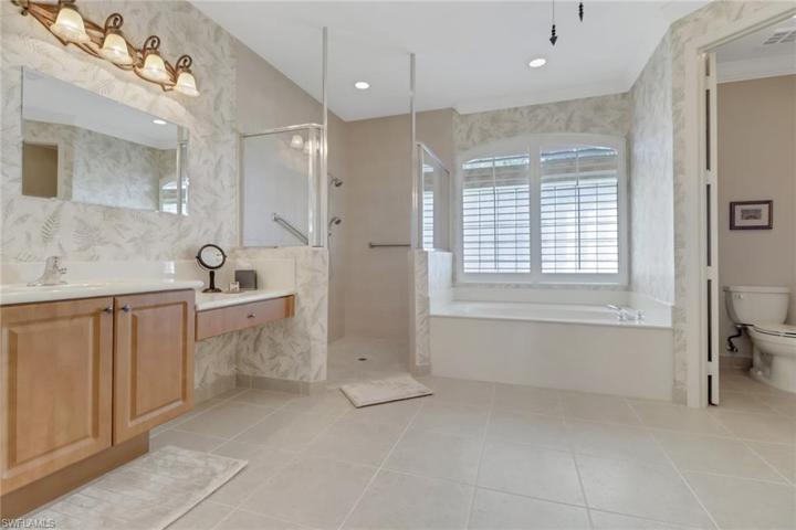 main bed ensuite