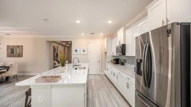 Model home - actual features may vary.