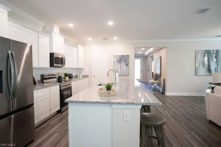 Model home - actual features may vary.