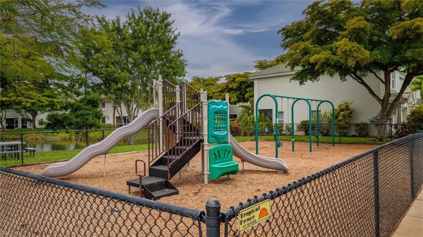 10075  Lone Cypress  ST, Fort Myers, FL 33966