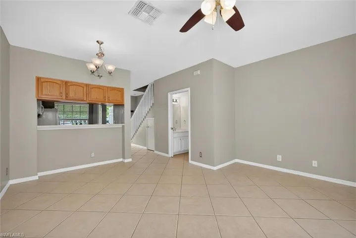 Living/dining area