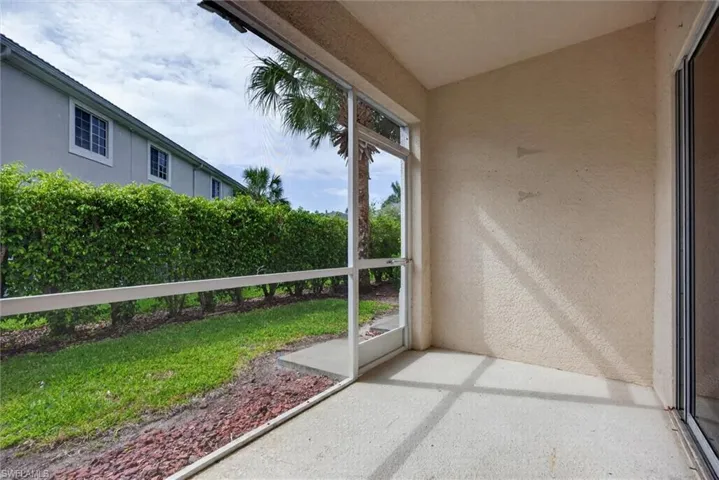 Screened in Lanai