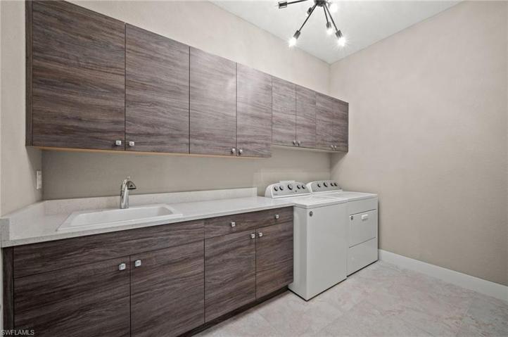 Laundry downstairs