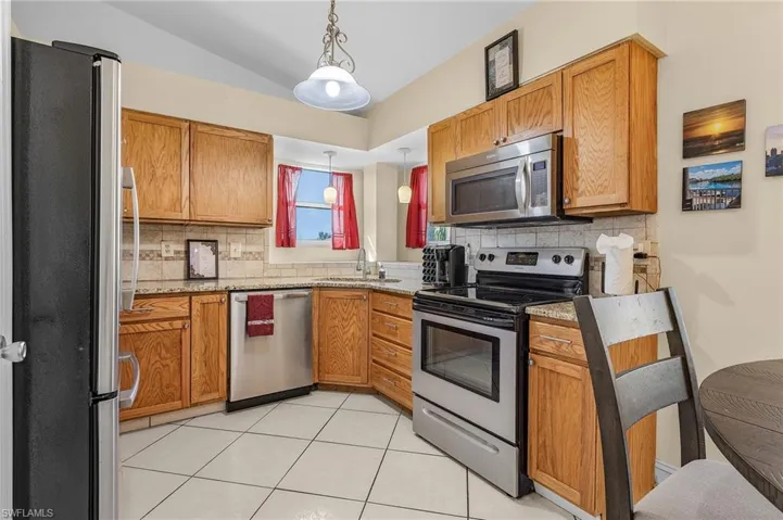 1115 NE 5th  AVE, Cape Coral, FL 33909