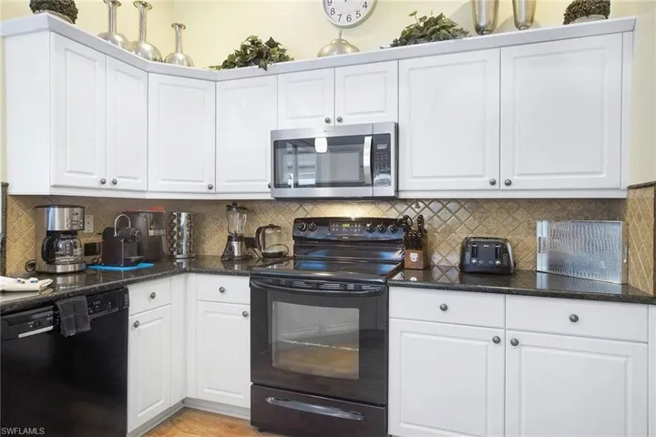 2531 Sw 28th Pl, Cape Coral, Florida 33914