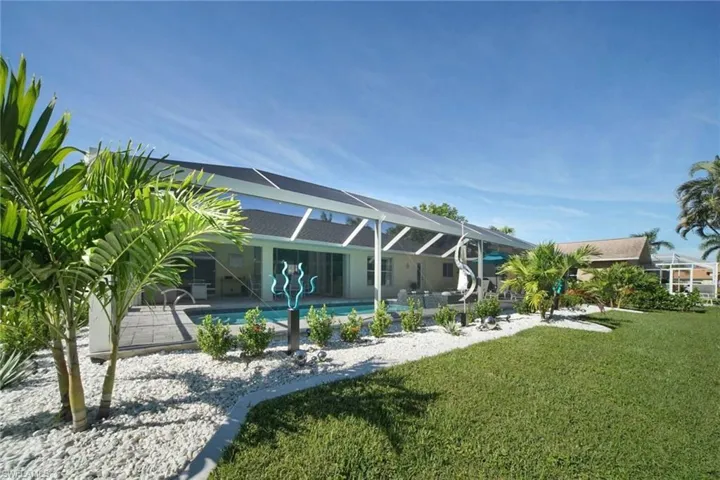 2531 Sw 28th Pl, Cape Coral, Florida 33914