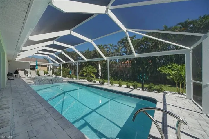 2531 Sw 28th Pl, Cape Coral, Florida 33914