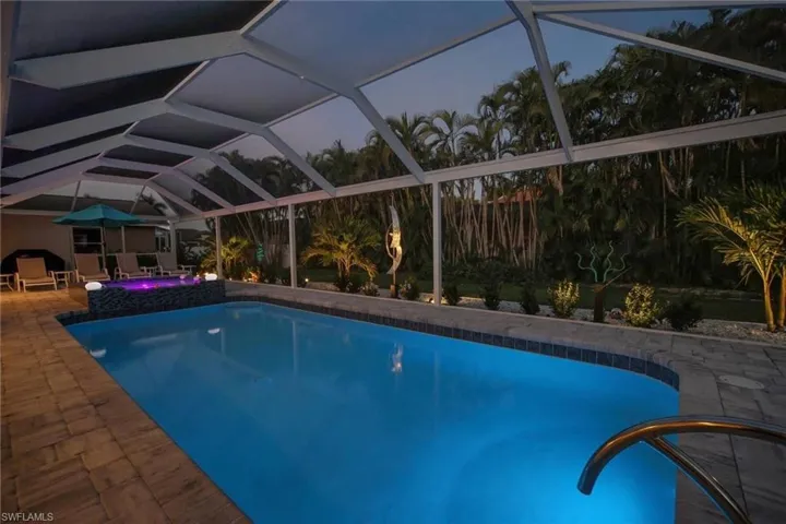 2531 Sw 28th Pl, Cape Coral, Florida 33914