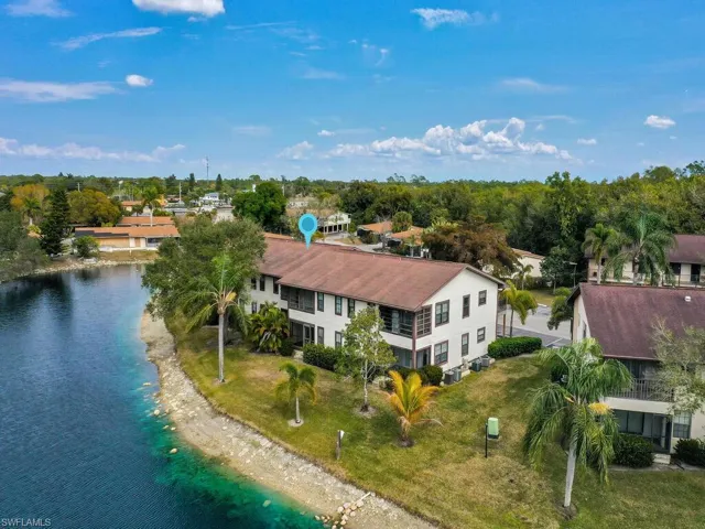 5371 Treetops Dr M103, Naples, Florida 34113