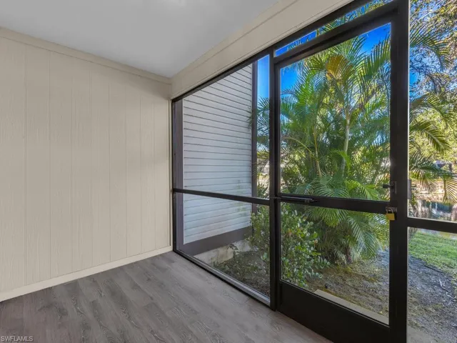 5371 Treetops Dr M103, Naples, Florida 34113