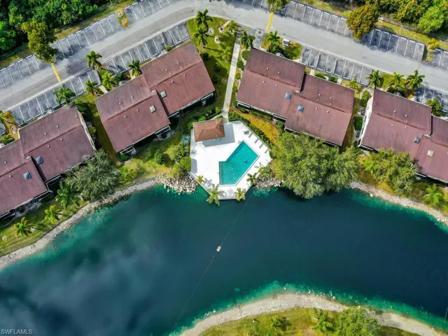 5371 Treetops Dr M103, Naples, Florida 34113