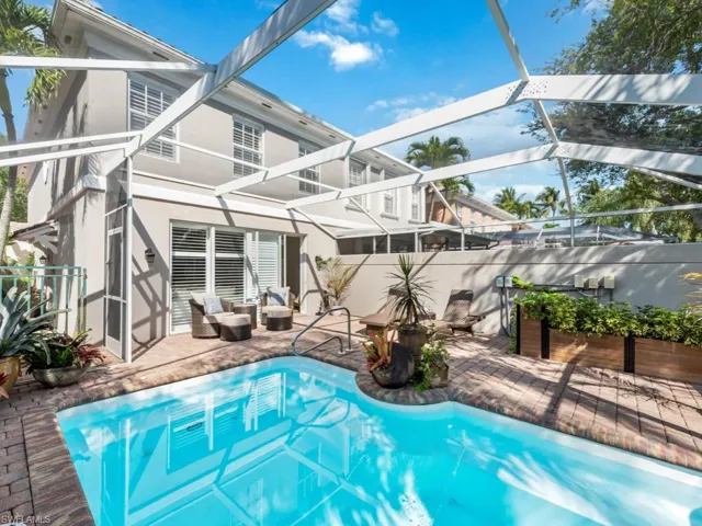 5729 Cove CIR # 34, NAPLES FL 34119