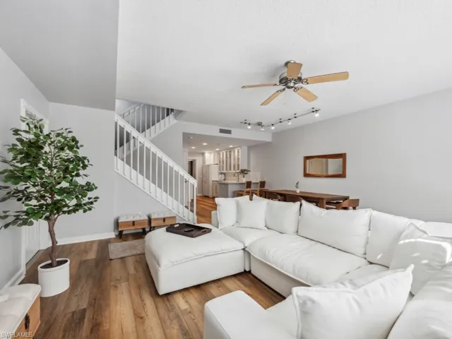 5729 Cove CIR # 34, NAPLES FL 34119