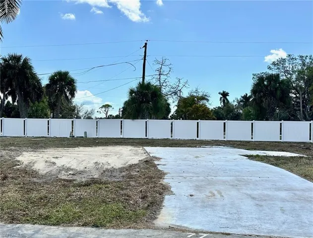 New fence added to the back of the lot