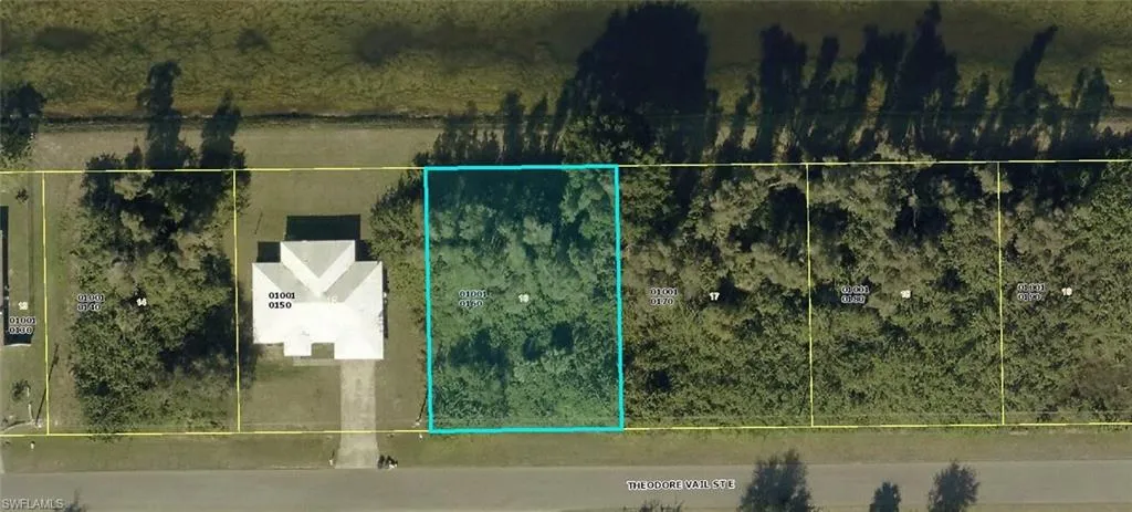 113 Theodore Vail St E, Lehigh Acres, Florida 33974
