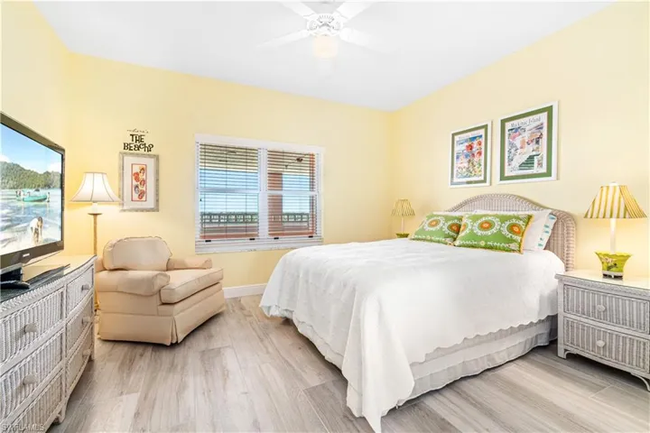 253  Barefoot Beach  BLVD, Bonita Springs, FL 34134