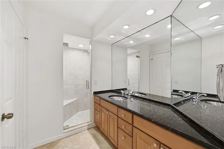 4551 Gulf Shore Blvd N 200, Naples, Florida 34103