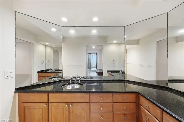 4551 Gulf Shore Blvd N 200, Naples, Florida 34103