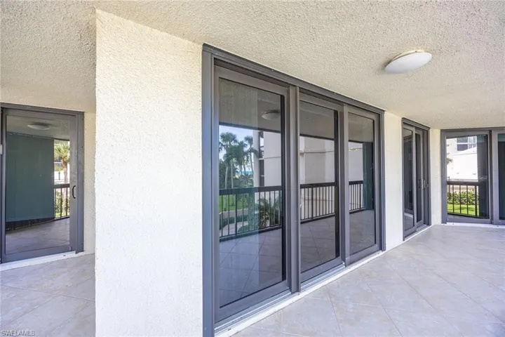 4551 Gulf Shore Blvd N 200, Naples, Florida 34103