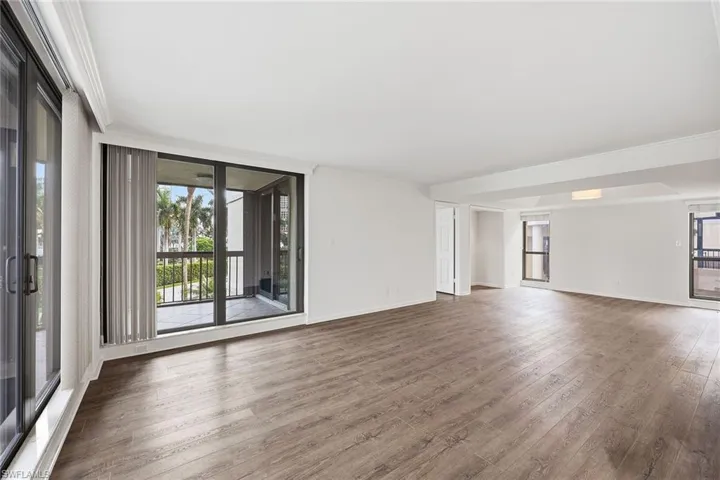 4551 Gulf Shore Blvd N 200, Naples, Florida 34103