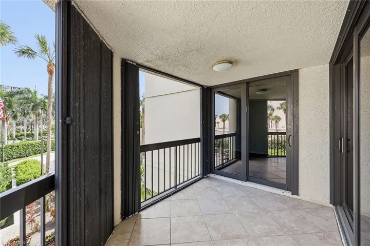 4551 Gulf Shore Blvd N 200, Naples, Florida 34103