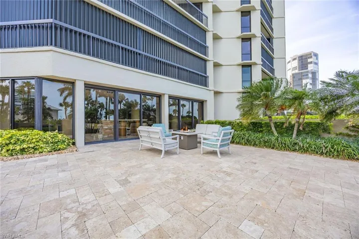 4551 Gulf Shore Blvd N 200, Naples, Florida 34103