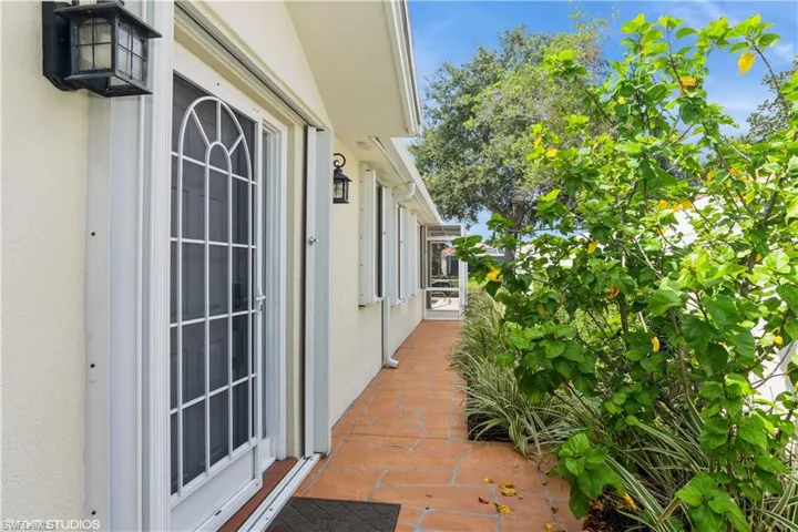 4768  San Carlo  CT, Naples, FL 34109