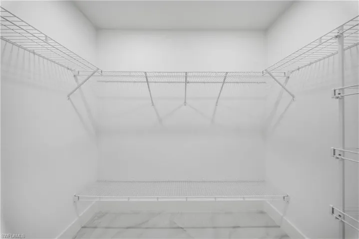 MASTER BEDROOM-WALK IN CLOSET#2