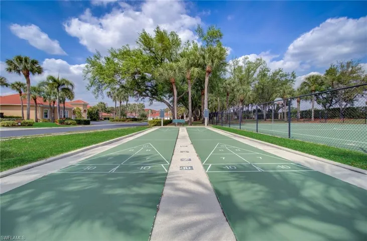 13811  Eagle Ridge Lakes  DR, Fort Myers, FL 33912