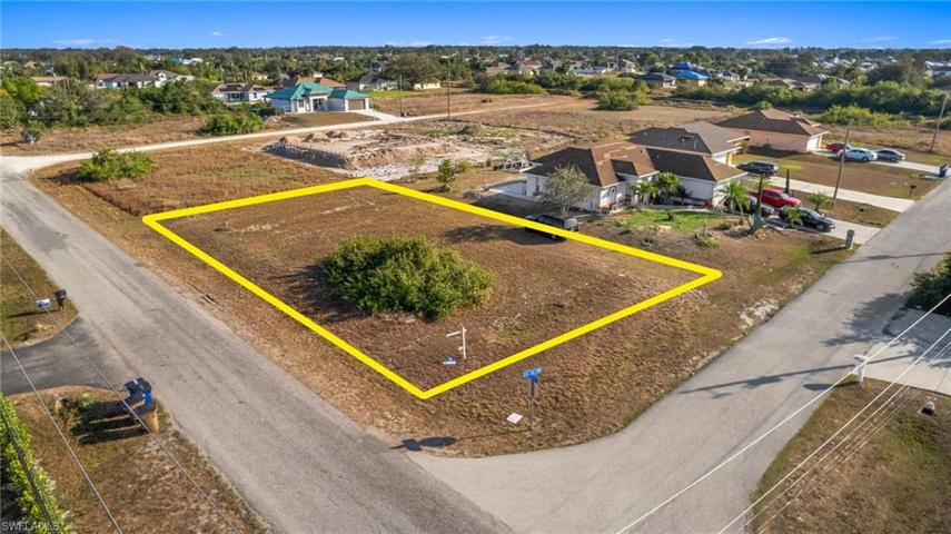 4308  20th SW ST, LEHIGH ACRES, FL 33976