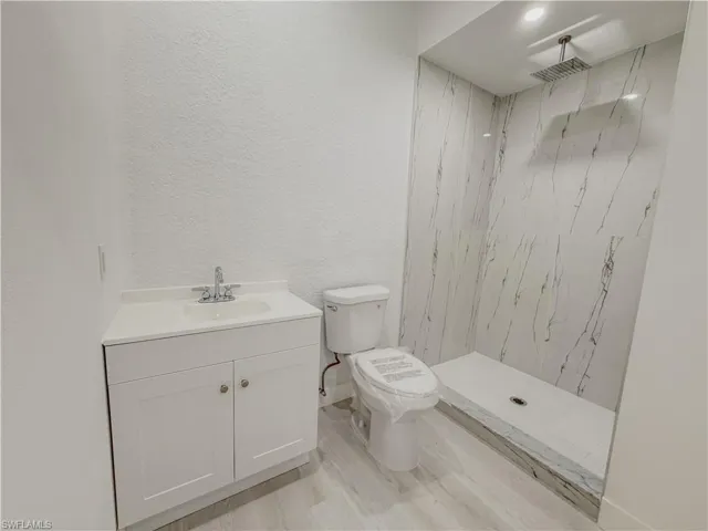 4371 47th Ave Ne, Naples, Florida 34120