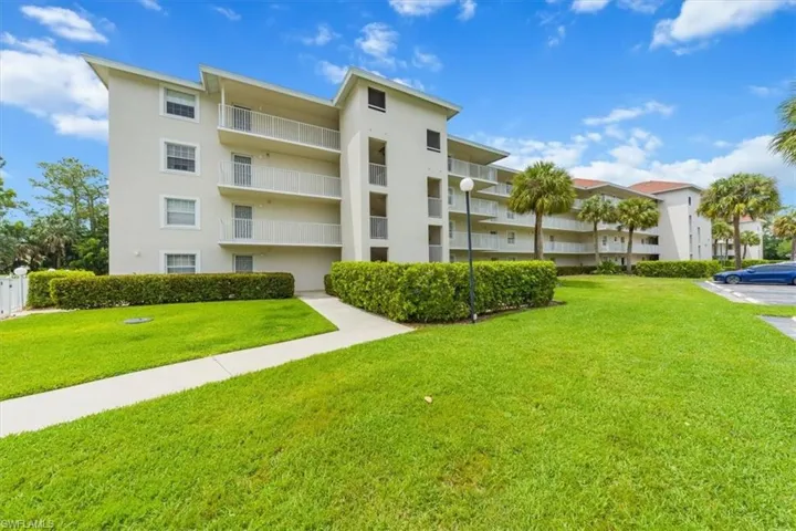 441  Quail Forest  BLVD, Naples, FL 34105